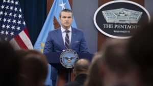 GUERRA EN ORIENTE MEDIO | Hegseth pedirá 200.000 millones de dólares para financiar la guerra de Irán: «Hacen falta para eliminar a los malos» | elperiodico.com