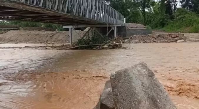 Gobernación de Mérida despliega operativo tras 12 horas de lluvias