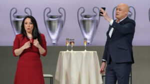 Guardiola sería un gran director de zarzuela, Mourinho no