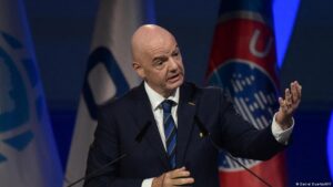 Infantino confirma que Irán jugará el Mundial de fútbol