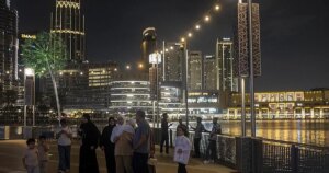 Irán amenaza con atacar lugares de ocio y destinos turísticos del Golfo