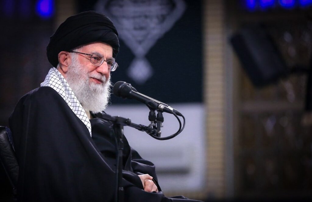 Irán confirma la muerte del ayatolá Ali Jameneí: Guardia Revolucionaria llama a la "unidad nacional" - AlbertoNews