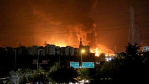 Irán lanza cuatro andanadas de ataques sobre Jerusalén en poco más de una hora – AlbertoNews