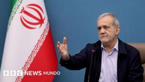 Irán se disculpa con sus vecinos por sus ataques, mientras que Trump amenaza al país con «la destrucción total»