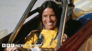 Kitty O’Neil, la «verdadera Mujer Maravilla» que desafió a la muerte, sobrevivió al fuego y batió récords