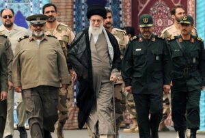 La Guardia Revolucionaria iraní prometió vengar la muerte de Jamenei