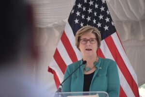 Laura Dogu prometió reanudar pronto los servicios consulares de EEUU en Venezuela (VIDEO)