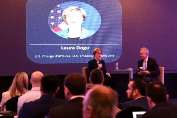 Laura Dogu se reunió con inversionistas en Caracas: Dio a conocer las oportunidades que tiene Venezuela