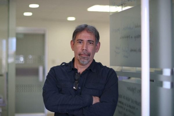 Leonardo Vera: Inestabilidad cambiaria hace que crecimiento económico no genere impacto social