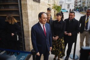 Llorca niega «trato a favor» hacia su pareja en el acceso a una plaza en Diputació y denuncia una «cacería» y «machismo» | europapress.es