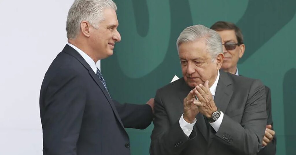 López Obrador pide donativos a empresarios españoles para enviar a Cuba