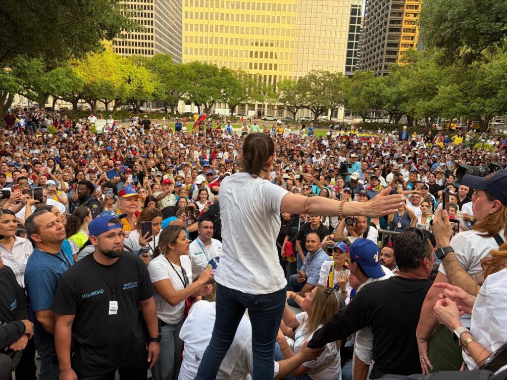 María Corina Machado en Houston: «Este es el momento más importante de nuestras vidas; nos falta rematar» - AlbertoNews
