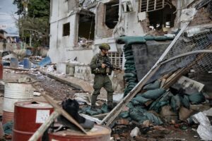 Más de 170.000 personas viven confinadas en Colombia por la violencia de grupos ilegales – AlbertoNews