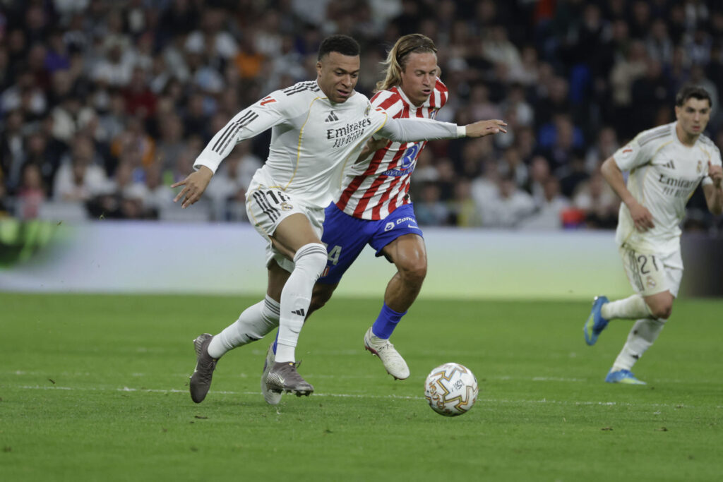 Mbappé cortó de raíz la polémica: negó que médicos del Real Madrid examinaran la rodilla equivocada
