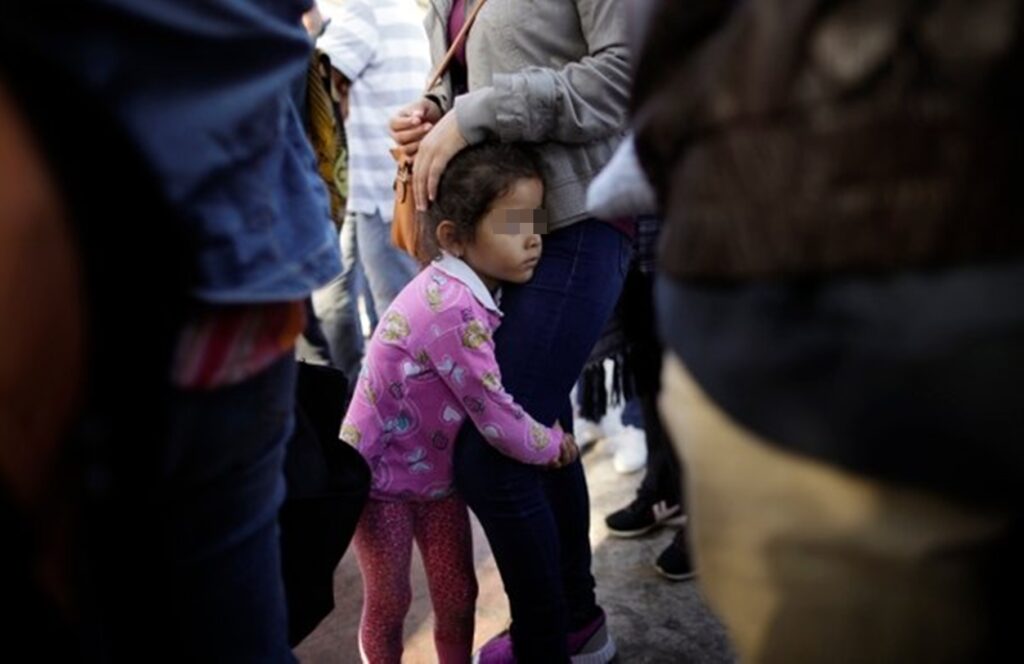 Miles de niños estadounidenses separados de padres en EE UU