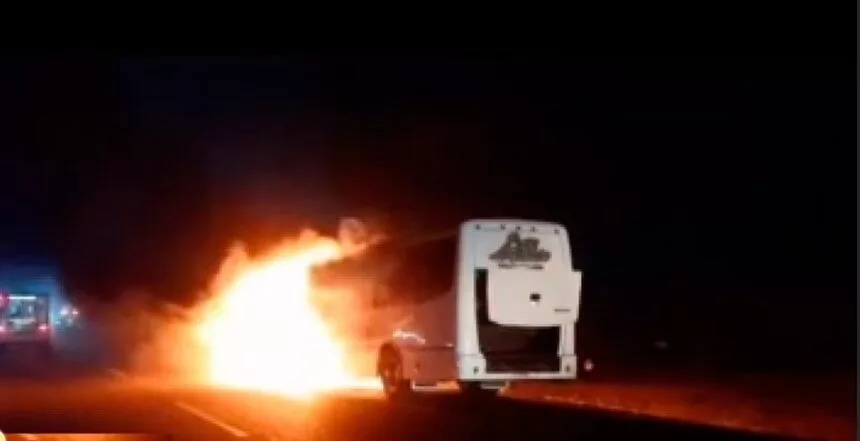 Motorizado murió calcinado tras impactar su moto