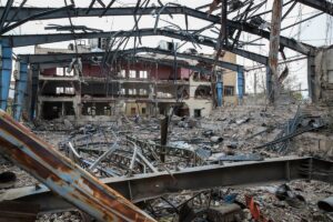 Mueren cerca de 40 personas en bombardeos contra Isfahán y Qom (Irán) en medio de la ofensiva de Israel y EEUU | europapress.es