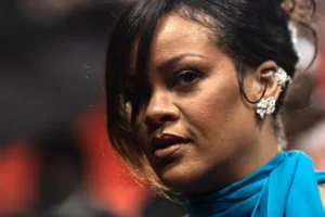 Mujer que disparó contra la casa de Rihanna en Los Ángeles se declaró no culpable