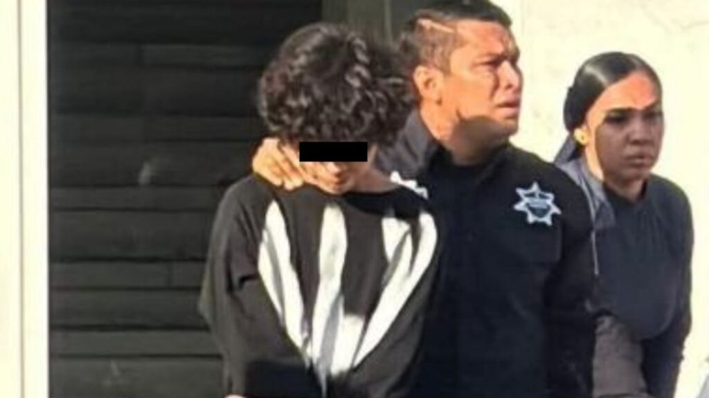 No lo dejaron entrar por llegar tarde a la escuela: volvió con un rifle de asalto y mató a dos profesoras