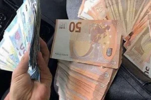 “No suelto mis dólares»: venezolanos se aferran a una moneda que cada vez se ve menos en la calle
