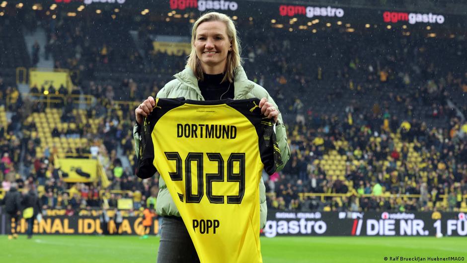 Nuevo rumbo del fútbol femenino: Alexandra Popp al Dortmund