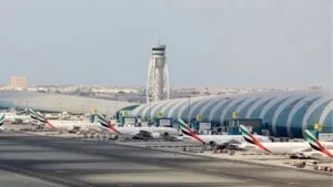 Otros 97 argentinos lograron salir de los Emiratos Árabes Unidos mientras recrudece la guerra en Irán