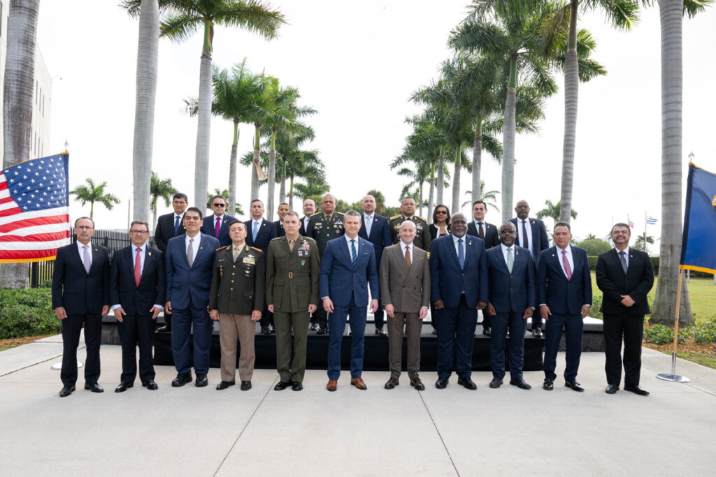 Pete Hegseth advierte: EEUU lanzará acción militar unilateral si Latinoamérica no actúa contra carteles