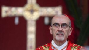 Pierbattista Pizzaballa | Israel veta a la máxima autoridad católica en el país el acceso al Santo Sepulcro para celebrar la misa del Domingo de Ramos | elperiodico.com
