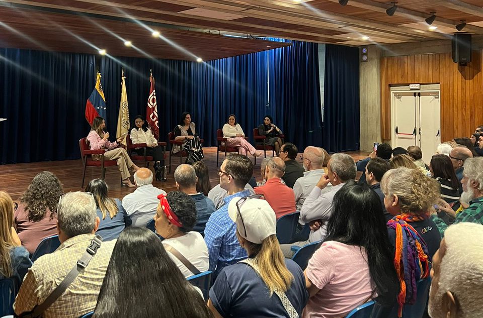Plataforma Unitaria alerta que falta de justicia y libertades mantiene bloqueada la transición