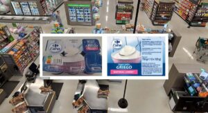 Por qué la AESAN ha lanzado una alerta a toda España sobre un lote de yogur griego con alérgenos no indicados