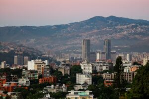 Reuters: Inversionistas se dirigen a la Venezuela post-Maduro para buscar oportunidades