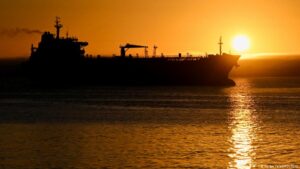 Rusia celebra llegada de petrolero ruso a Cuba