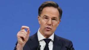 Rutte elogia a Sánchez por el aumento del gasto en defensa pero insiste en que deberá cumplir con el 5% | elperiodico.com