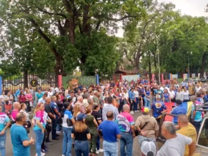Salarios justos y pensiones dignas pidieron trabajadores de Barinas