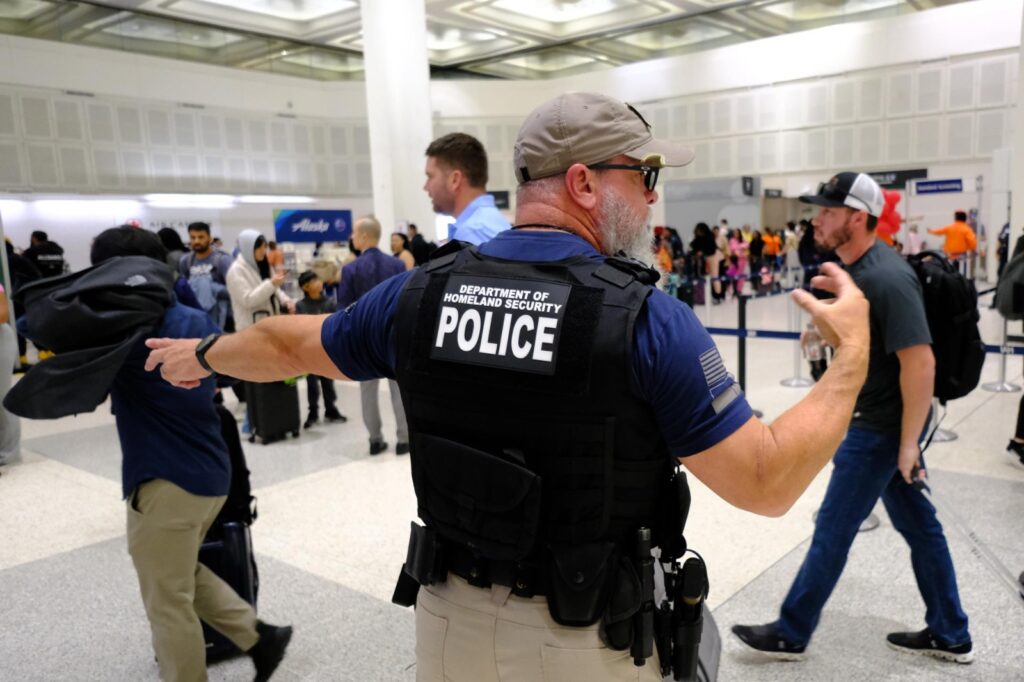 Seguridad aeroportuaria de EEUU alerta de situación caótica durante el Mundial de 2026 - AlbertoNews