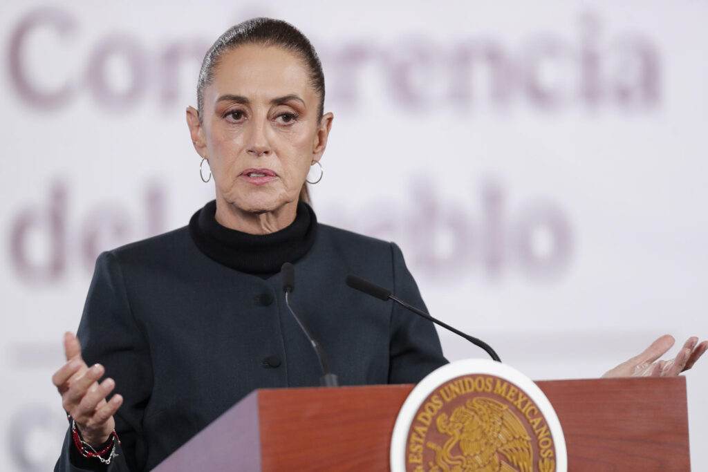Sheinbaum dice que México trabaja con Cuba para reactivar envío de petróleo a la isla