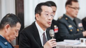 Taiwán pide mejorar defensas para prevenir invasión china