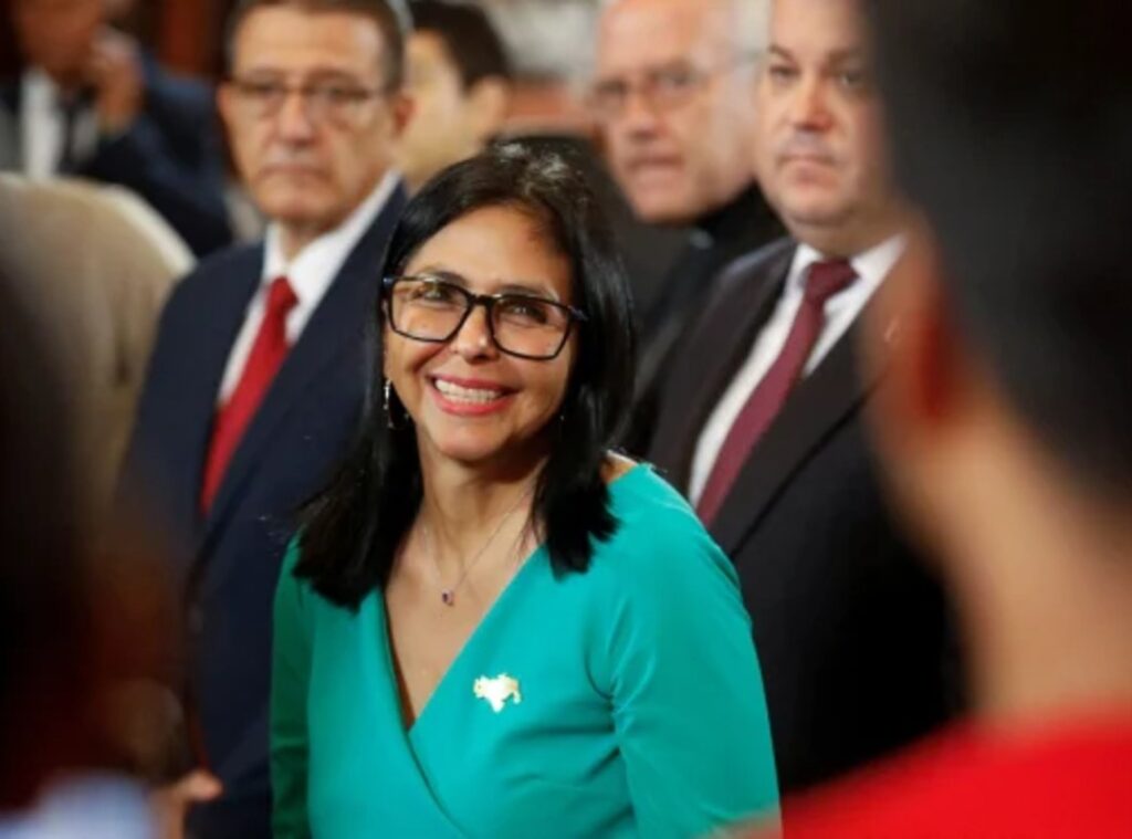 Tierra de Gracia: Delcy, sin transparencia ni transición