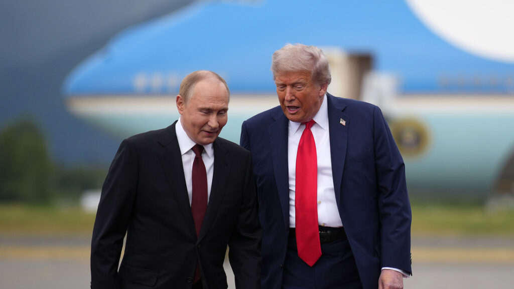 Trump afirma que Zelenski es "más difícil de tratar" que Putin