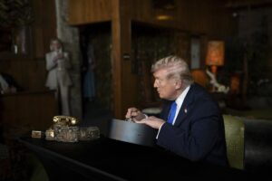 Trump alega que el Ejecutivo iraní no confirma negociaciones por «miedo» a que «su propia gente los mate» | europapress.es