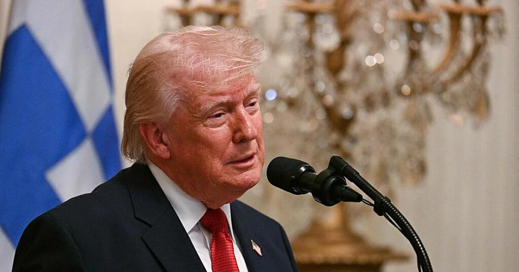 Trump amplía la tregua con Irán y retrasa hasta el 6 de abril los ataques