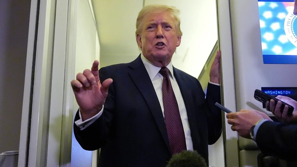 Trump decreta reglas más estrictas para el voto por correo - AlbertoNews