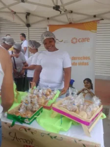 Veinticinco madres venezolanas capacitadas en repostería y panadería en La Parada