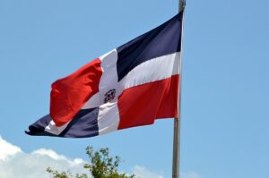 Venezolanos deberán hacer trámites en Bogotá para viajar a República Dominicana