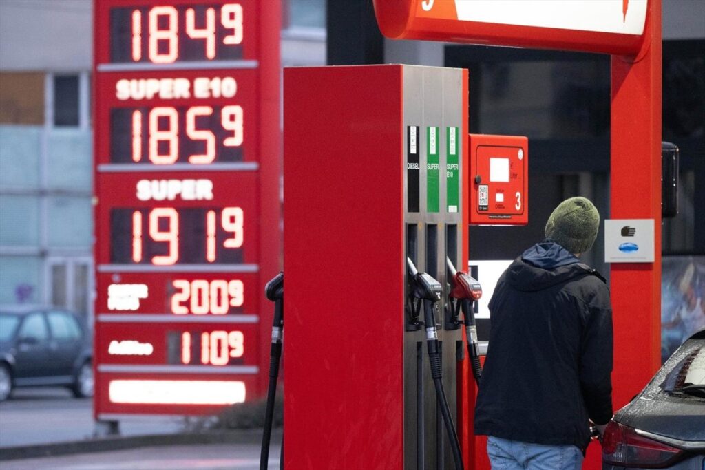 bajada del IVA, bono social y deducciones en el IRPF
