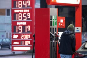 bajada del IVA, bono social y deducciones en el IRPF | europapress.es