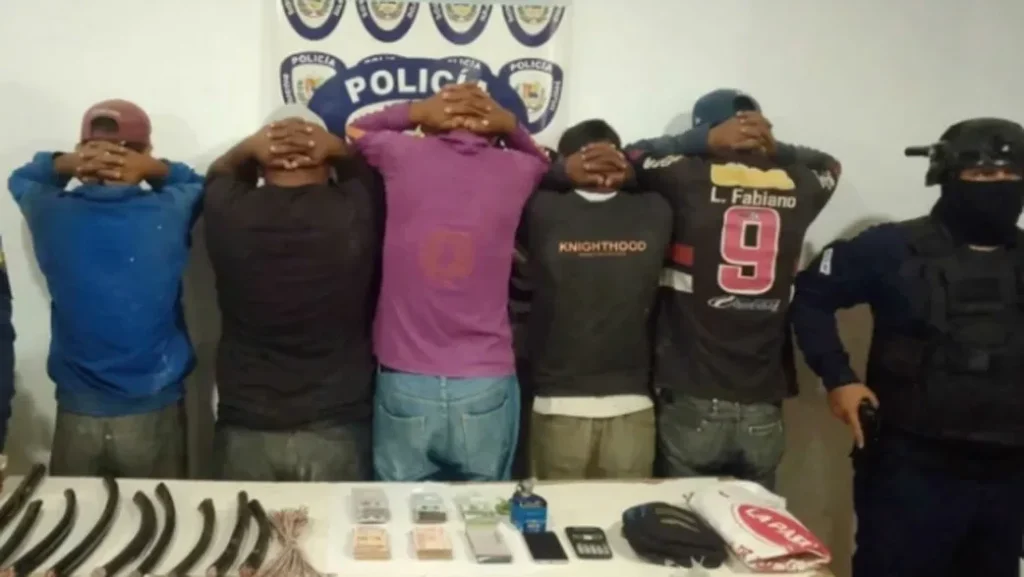 52 detenidos por ataques al sistema de telecomunicaciones