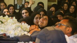 AMAL KHALIL | El Líbano califica de «crimen de guerra» el asesinato de la periodista Amal Khalil en un bombardeo israelí