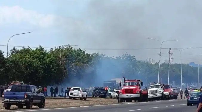 Accidente múltiple deja un muerto y 11 heridos en Puerto Ordaz
