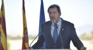 Acuerdo para la A-31: la llave del Ministerio de Transportes para desatascar la reversión de 11 autovías de peaje en sombra